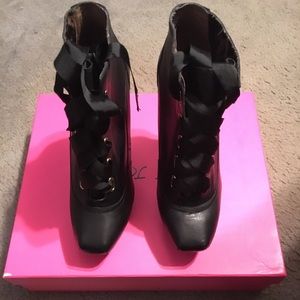 Betsey Johnson lace up platform booties